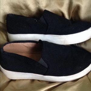 Black platform shoes